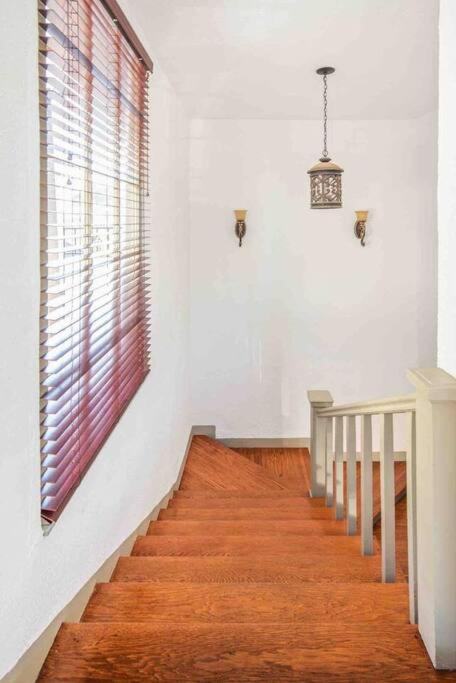 The Spanish Hideaway Los Angeles Bagian luar foto